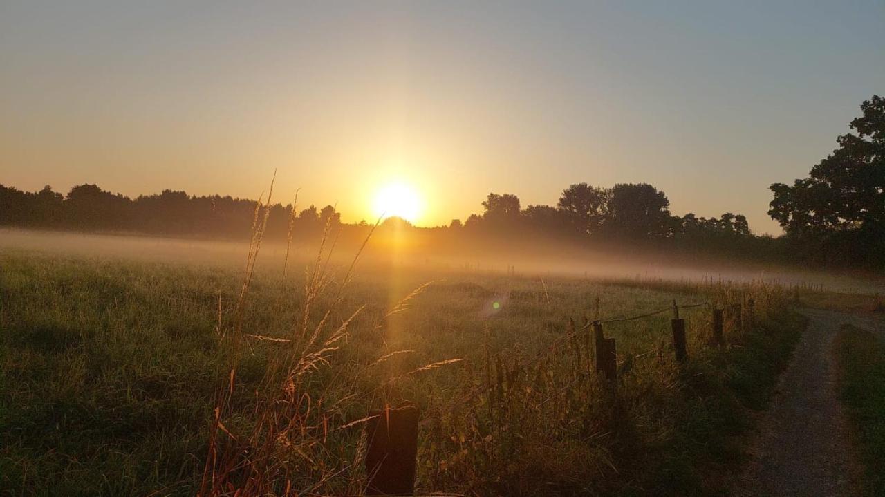 Helle Ferienwohnung In Nettetal Bei Venlo ภายนอก รูปภาพ